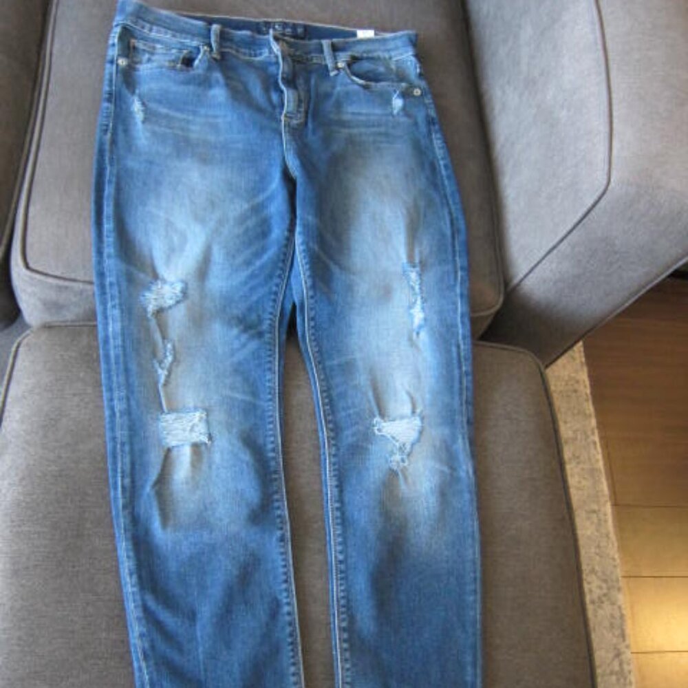 Lucky Brand Jeans-Distressed Brook Legging Jean Brand New, Never Worn